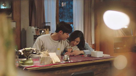 Eun-seop’s Bookstore Diary (2020) - Episode 13 poster and promotional image