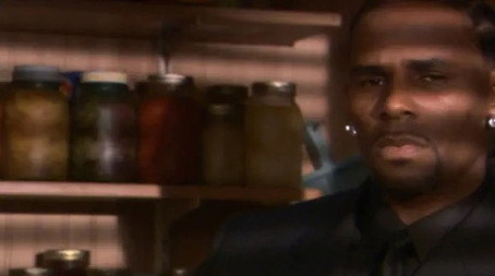 Trapped in the Closet Évad 1