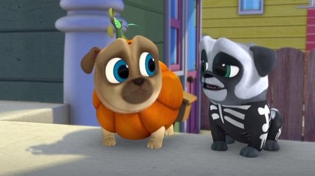 Haunted Howl-oween (2018) - Episode 34 poster and promotional image