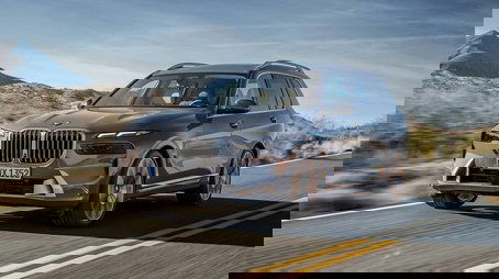 BMW X7 (2023) - Episode 38 poster and promotional image