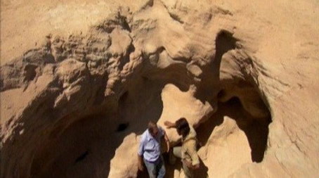 Digging for the Truth Sezóna 1