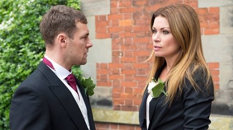 Fri Oct 31 2014, Part 1 (2014) - Episode 212 poster and promotional image