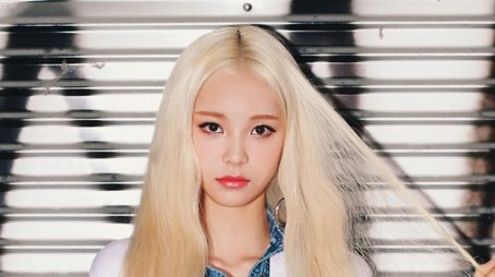 Season 8 – JinSoul (2017) - Season 8 poster and promotional image