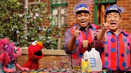 Elmo and Abby's Bubble Fun (2018) - Episode 29 poster and promotional image