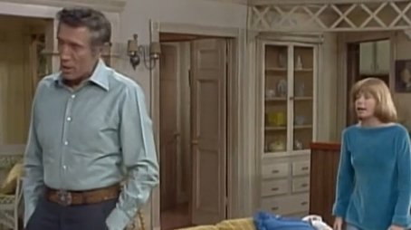Dad Comes Back (2) (1976) - Episode 15 poster and promotional image