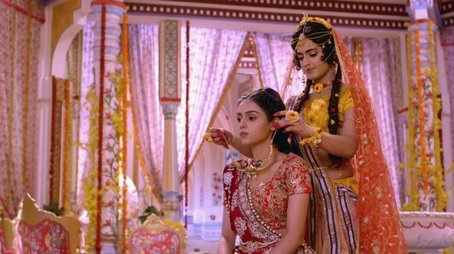 Gopadevi Advises Radha (2019) - Episode 95 poster and promotional image