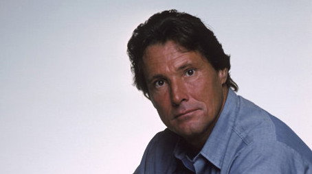 Dan August Сезон 1