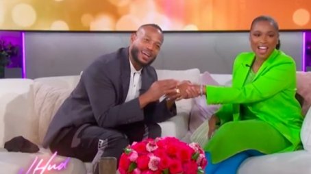 Marlon Wayans (2022) - Episode 33 poster and promotional image