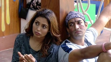 Day 52: Chota Boss and the Accountant (2018) - Episode 53 poster and promotional image