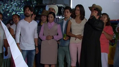 La novia (2015) - Episode 34 poster and promotional image