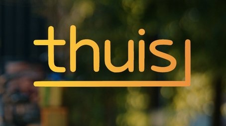 Thuis (1995) poster