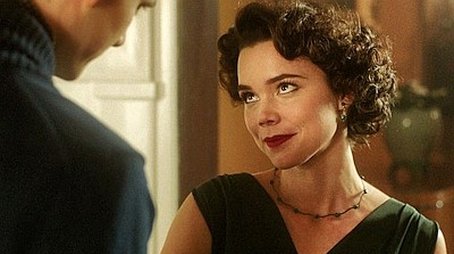 The Housewife (2017) - Episode 9 poster and promotional image