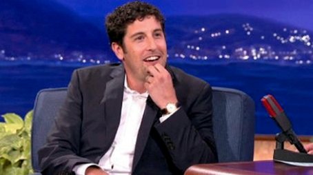 Jason Biggs, Omar Gonzalez, Ellie Kemper (2014) - Episode 107 poster and promotional image