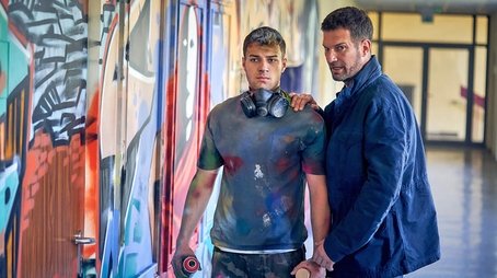 Mit wie viel L schreibt man Bullshit? (2021) - Episode 7 poster and promotional image