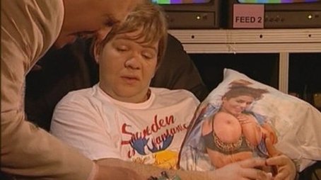 Trￃﾸstepagten (2003) - Episode 9 poster and promotional image