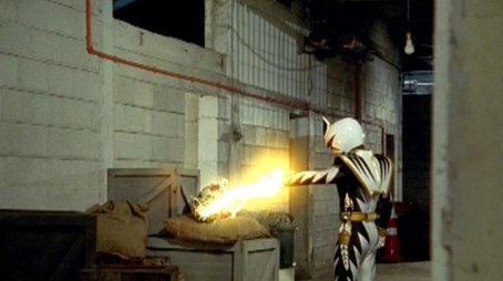 White Thunder (2) (2004) - Episode 12 poster and promotional image