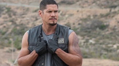 Mayans M.C.15