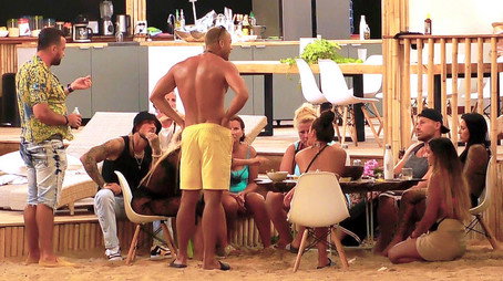 Kampf der Realitystars – Schiffbruch am Traumstrand Сезон 2