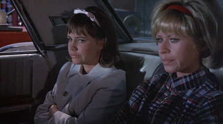 Gidget Sezona 1
