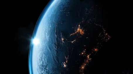 Alien: Earth (2025) tvshow poster - Click for spoilers and plot summary