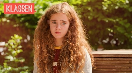 Feelings for someone from 9th grade (2022) - Episode 34 poster and promotional image