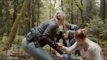 The tomb of the bride (2021) - Episode 25 poster and promotional image