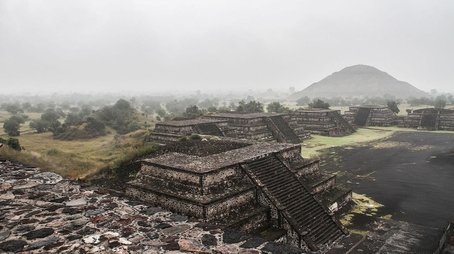 Teotihuacan's Lost Kings (2016) - Episode 5 poster and promotional image