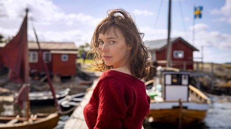 Early Summer (2020) - Episode 1 poster and promotional image