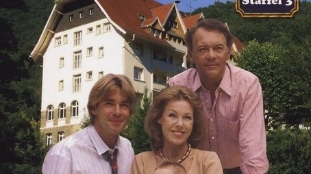 Season 3 (1988) - Season 3 poster and promotional image