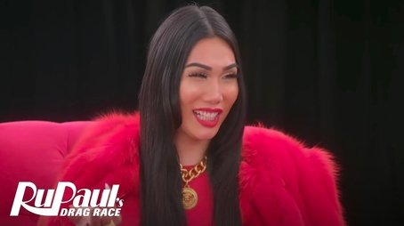 The Pit Stop S3 E5 | Gia Gunn Keeps It 100 | RuPaul's Drag Race All Stars (2018) - Episode 5 poster and promotional image