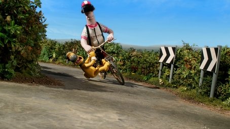 Tour de Mossy Bottom (2020) - Episode 17 poster and promotional image
