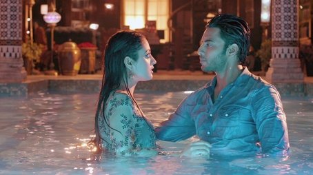 Aman Impresses Roshni (2019) - Episode 53 poster and promotional image