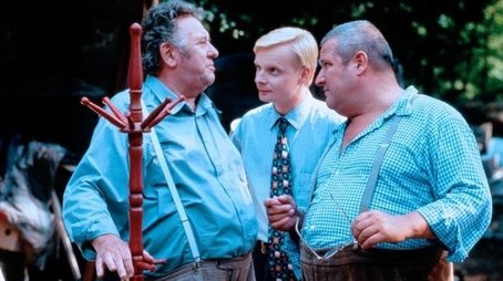 Über Bande (1995) - Episode 1 poster and promotional image