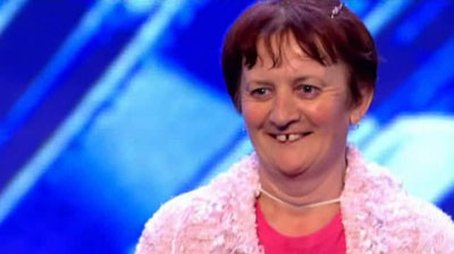 Auditions 1: Glasgow welcomes Geri! (2010) - Episode 1 poster and promotional image