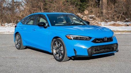 Honda Civic Hybrid & Si (2025) - Episode 36 poster and promotional image