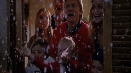 Natale con i tuoi (2009) - Episode 8 poster and promotional image