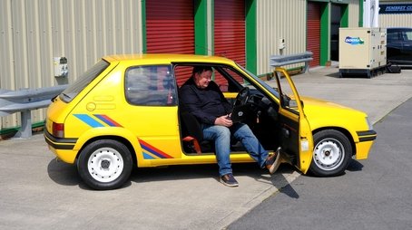 Peugeot 205 (2023) - Episode 2 poster and promotional image