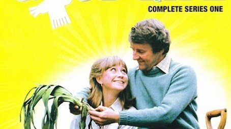 Season 1 (1975) - Season 1 poster and promotional image
