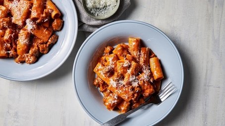 Decadent Pasta Dishes (2025) - Episode 18 poster and promotional image
