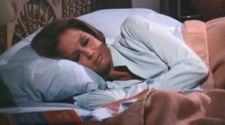 Mary's Insomnia (1976) - Episode 11 poster and promotional image