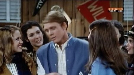 A Shot in the Dark (1977) - Episode 15 poster and promotional image