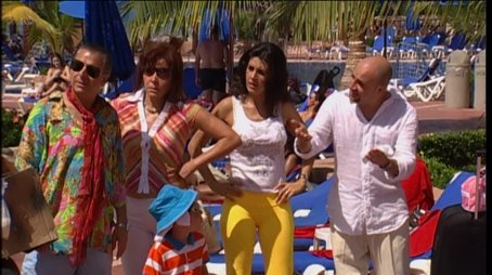 Vecinos en Ixtapa (2007) - Episode 67 poster and promotional image