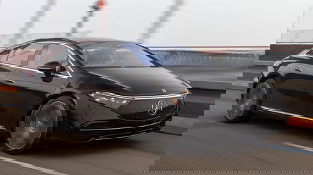 Mercedes-Benz EQS (2022) - Episode 52 poster and promotional image