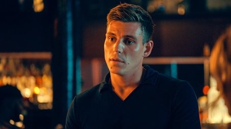 I Want a Man Who Buys Me Diamonds, Not Silver (2021) - Episode 5 poster and promotional image