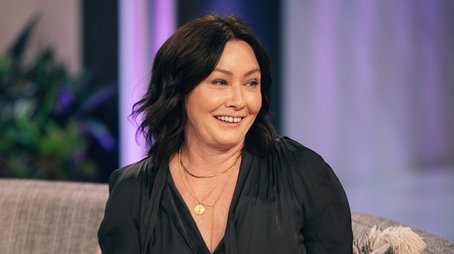 Shannen Doherty, Brendan Hunt (2021) - Episode 19 poster and promotional image