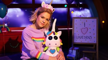 Sinead Keenan - Unicorn Expert (2019) - Episode 706 poster and promotional image