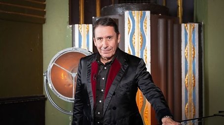 Jools’ 30th Birthday Bash (2022) - Episode 75 poster and promotional image