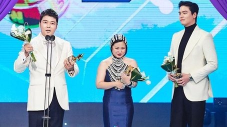 The Variety Fairy (The Entertainment Awards) (2023) - Episode 477 poster and promotional image