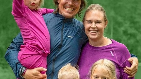 Mina og meg med hele sirkuset (2024) poster