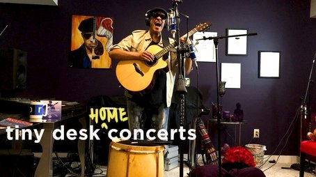Raul Midón: Tiny Desk (Home) Concert (2020) - Episode 68 poster and promotional image